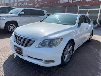 Lexus  LS  460  2008  Automatic  282,000 Km  8 Cylinder  Rear Wheel Drive (RWD)  Sedan  White