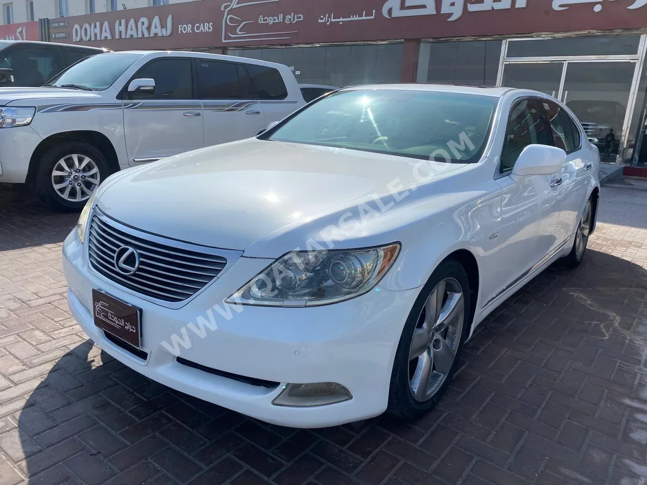 Lexus  LS  460  2008  Automatic  282,000 Km  8 Cylinder  Rear Wheel Drive (RWD)  Sedan  White