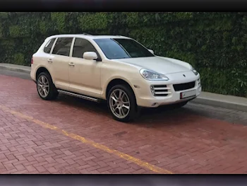  Porsche  Cayenne  S  2009  Automatic  120,000 Km  8 Cylinder  Four Wheel Drive (4WD)  SUV  White  With Warranty