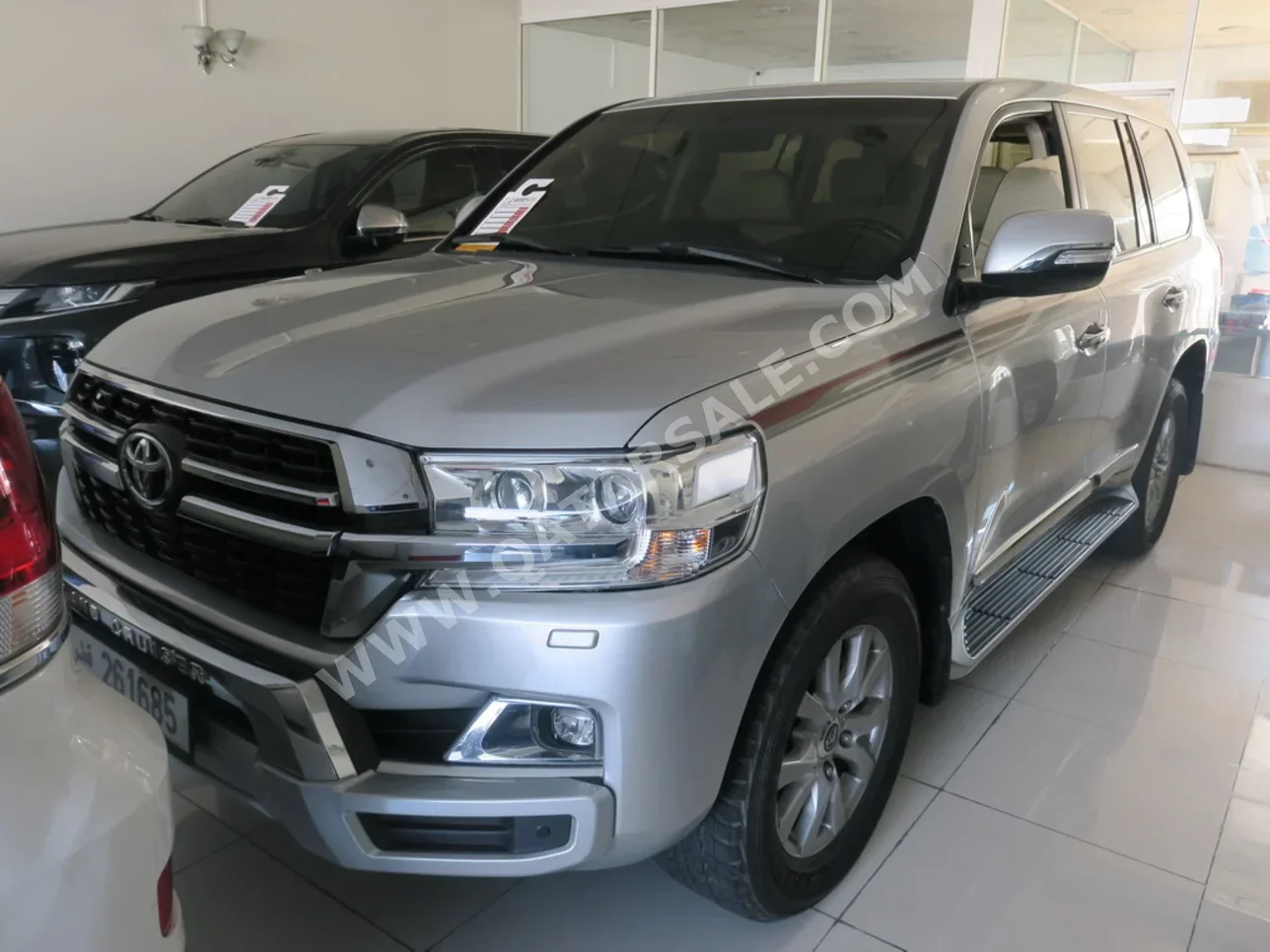 Toyota  Land Cruiser  GXR  2020  Automatic  170,000 Km  8 Cylinder  Four Wheel Drive (4WD)  SUV  Silver