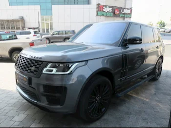 Land Rover  Range Rover  Vogue SE Super charged  2015  Automatic  155,000 Km  8 Cylinder  Four Wheel Drive (4WD)  SUV  Gray