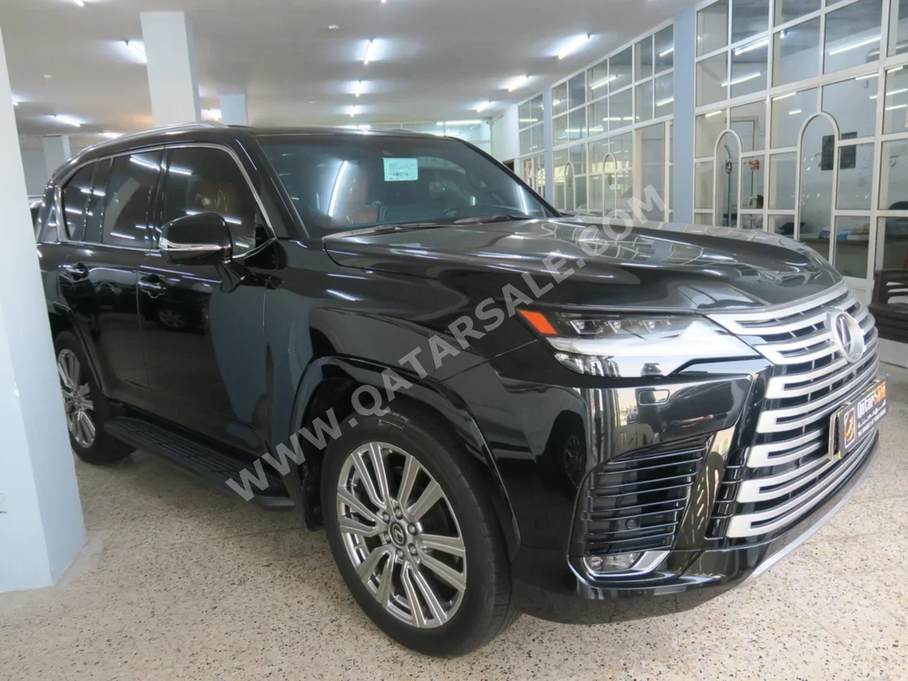 Lexus  LX  600 VIP  2023  Automatic  4,000 Km  6 Cylinder  Four Wheel Drive (4WD)  SUV  Black  With Warranty