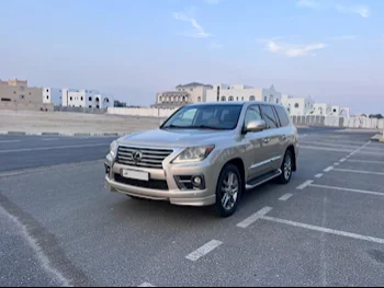 Lexus  LX  570  2013  Automatic  237,000 Km  8 Cylinder  Four Wheel Drive (4WD)  SUV  Gold