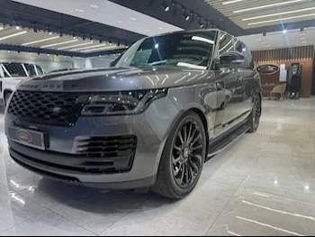 Land Rover  Range Rover  Vogue  Autobiography  2018  Automatic  99,000 Km  8 Cylinder  Four Wheel Drive (4WD)  SUV  Gray