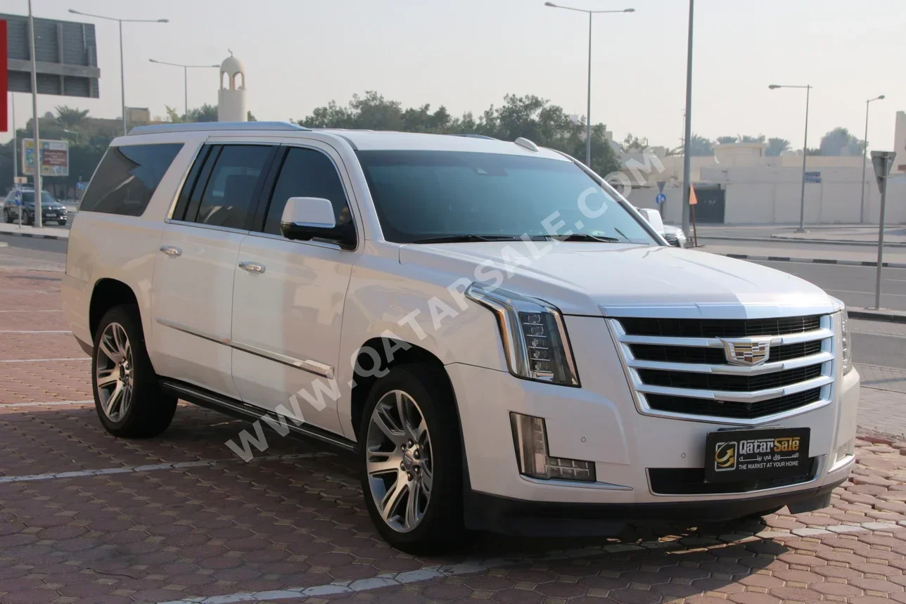  Cadillac  Escalade  2016  Automatic  147,000 Km  8 Cylinder  Four Wheel Drive (4WD)  SUV  White  With Warranty