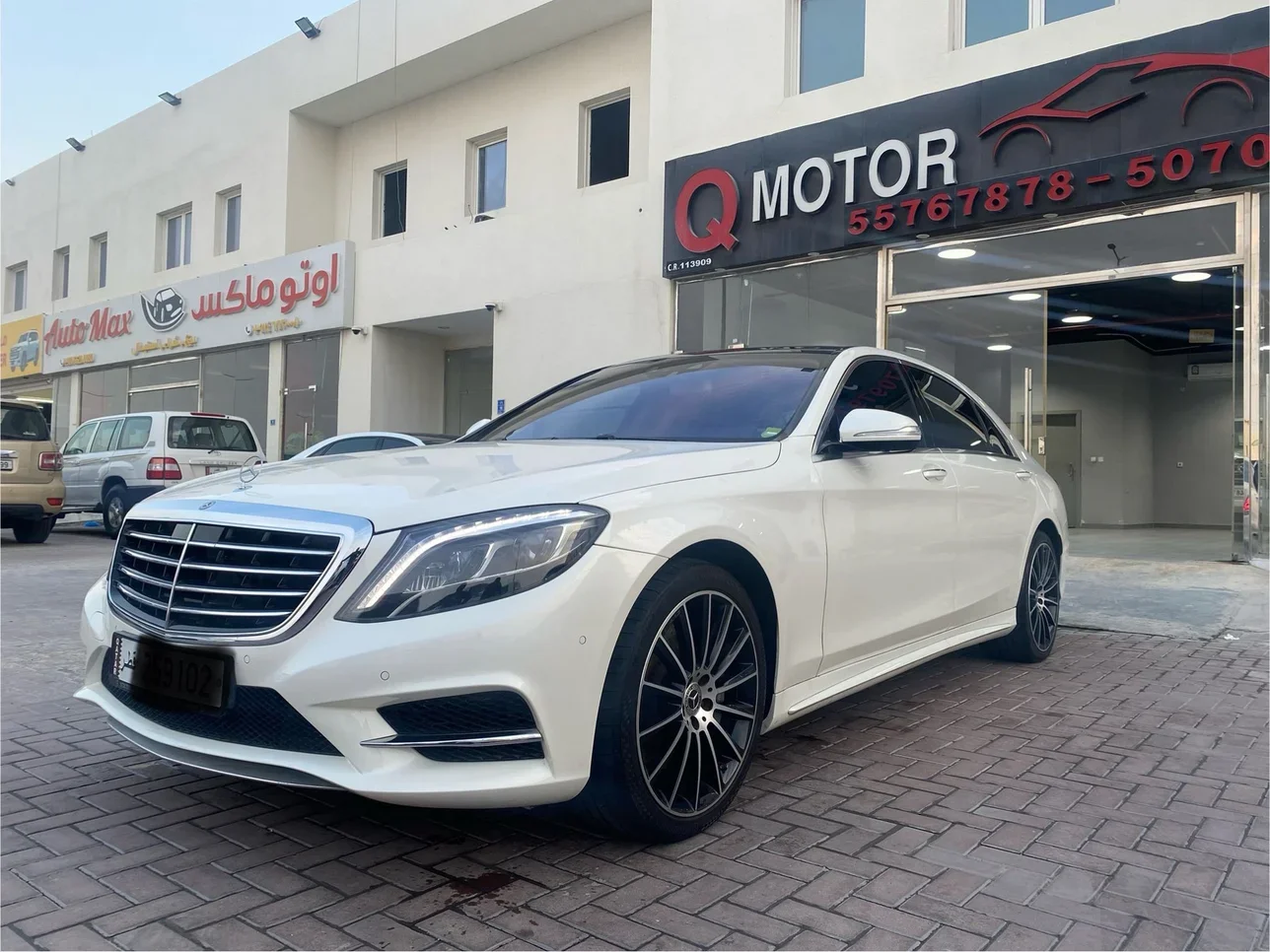 Mercedes-Benz  S-Class  400  2015  Automatic  94,000 Km  6 Cylinder  Rear Wheel Drive (RWD)  Sedan  White