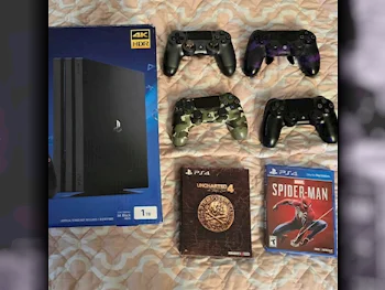 Video Games Consoles - Sony  - PlayStation 4 Pro  - 1 TB  -Included Controllers: 4