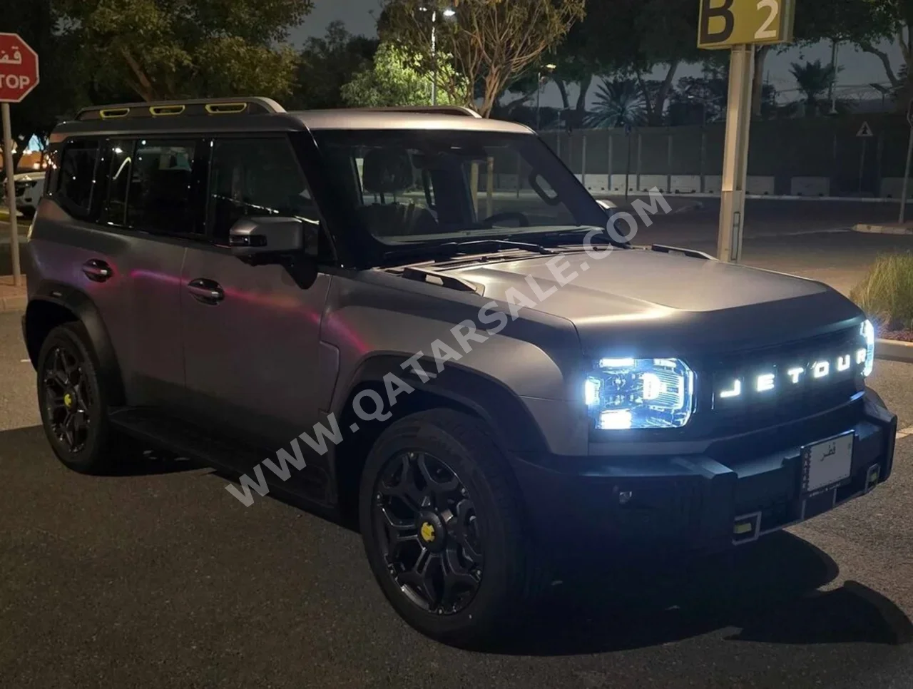 Jetour  T2  2025  Automatic  0 Km  4 Cylinder  Four Wheel Drive (4WD)  SUV  Gray Matte  With Warranty