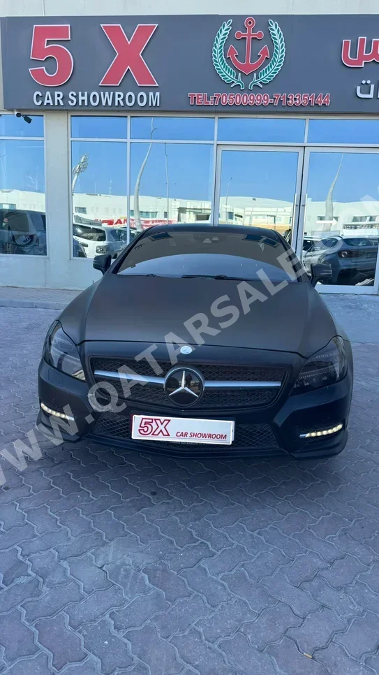 مرسيدس - بنز  سي ال اس  500 AMG  2012  اوتوماتيك  147,000 كم  8 سلندر  دفع رباعي  سيدان  أسود