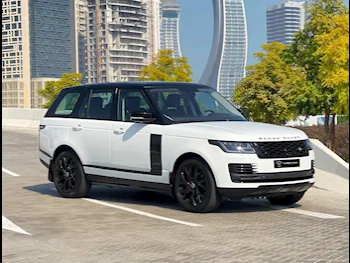 Land Rover  Range Rover  Vogue SE Super charged  2015  Automatic  127,000 Km  8 Cylinder  Four Wheel Drive (4WD)  SUV  White