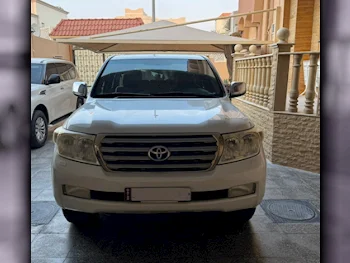 Toyota  Land Cruiser  VXR  2009  Automatic  193,000 Km  8 Cylinder  Four Wheel Drive (4WD)  SUV  White