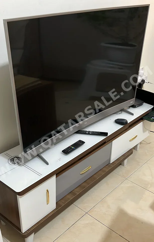 Tables & Sideboards TV & Media Units  - Glass  - White