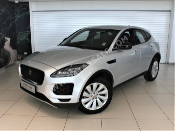 Jaguar  E-Pace  SE  2018  Automatic  43,493 Km  4 Cylinder  Four Wheel Drive (4WD)  SUV  Silver  With Warranty