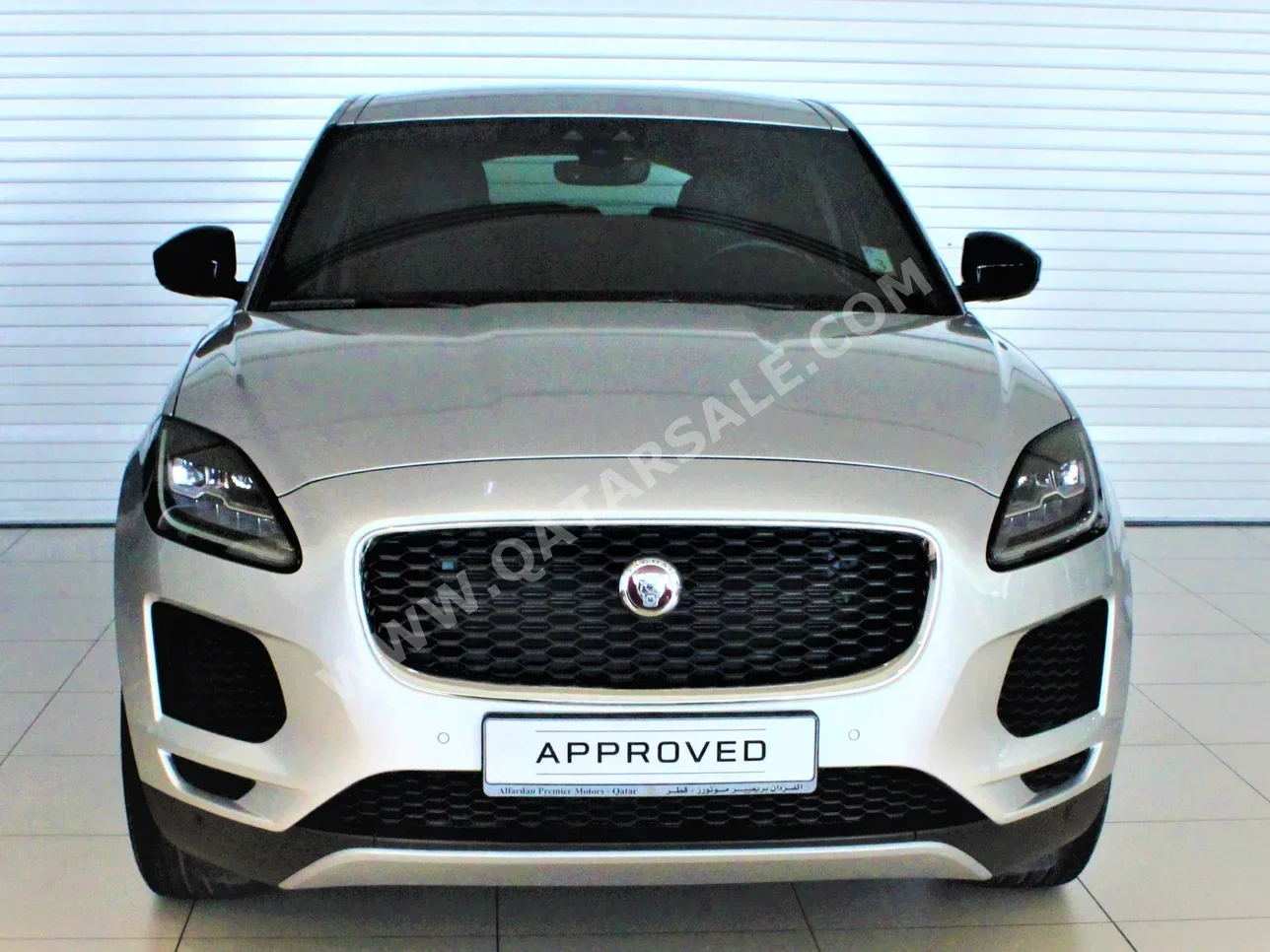 Jaguar  E-Pace  SE  2018  Automatic  43,493 Km  4 Cylinder  Four Wheel Drive (4WD)  SUV  Silver  With Warranty