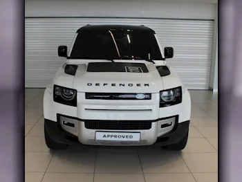 Land Rover  Defender  110 HSE  2023  Automatic  29,714 Km  6 Cylinder  Four Wheel Drive (4WD)  SUV  White  With Warranty