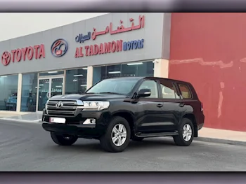 Toyota  Land Cruiser  GXR  2018  Automatic  279,000 Km  6 Cylinder  Four Wheel Drive (4WD)  SUV  Black