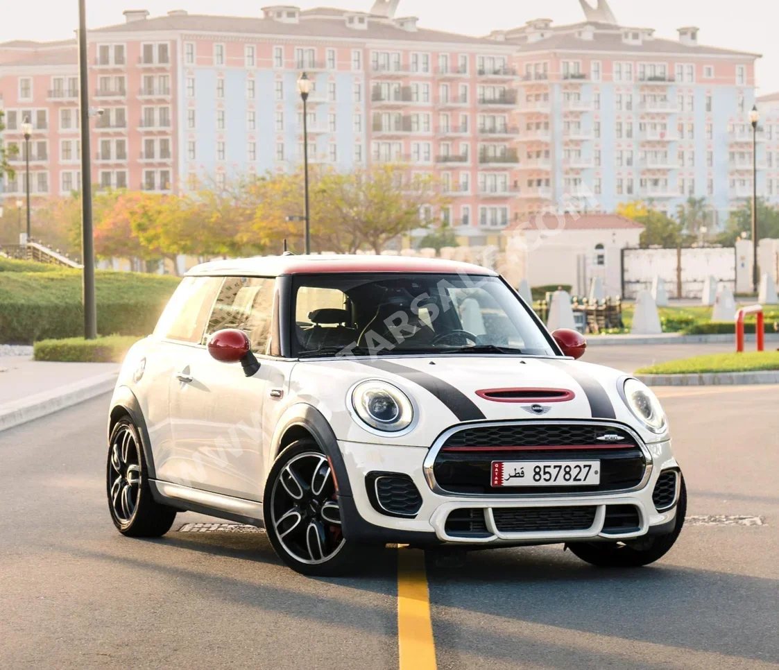 Mini  Cooper  JCW  2016  Automatic  55,000 Km  4 Cylinder  Front Wheel Drive (FWD)  Hatchback  White