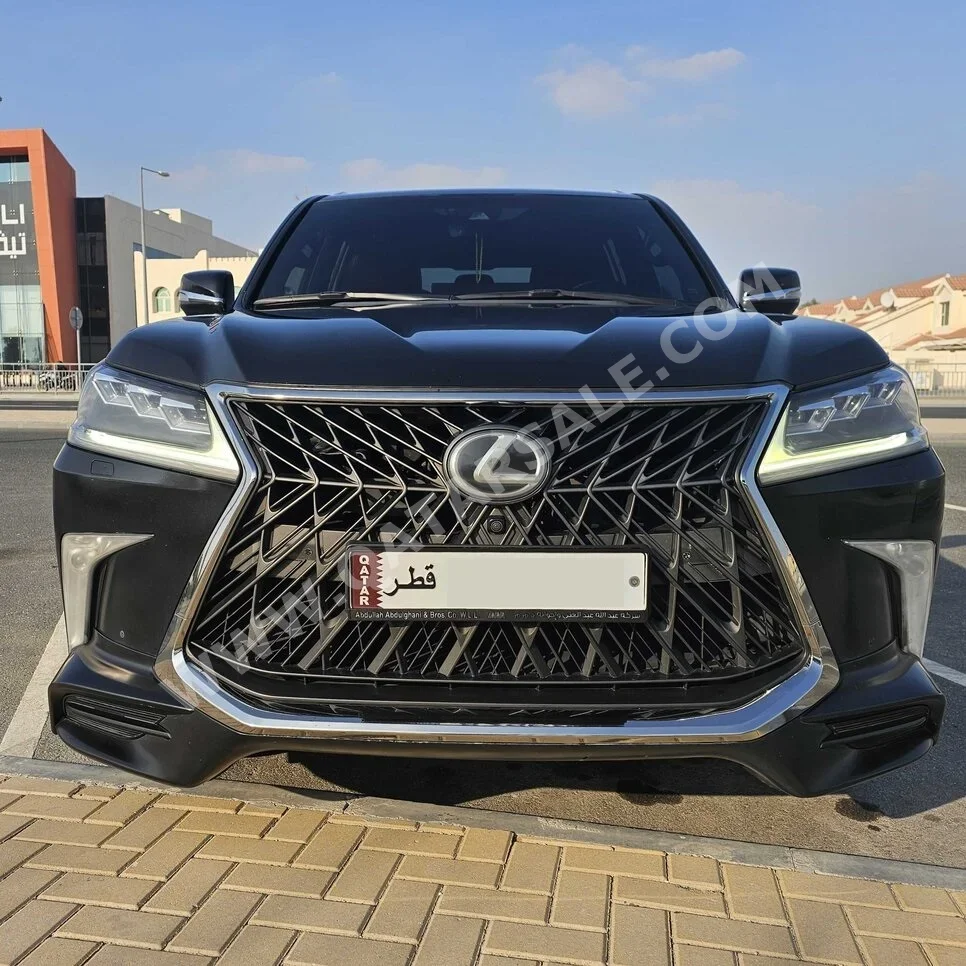 Lexus  LX  570 S  2018  Automatic  166,000 Km  8 Cylinder  Four Wheel Drive (4WD)  SUV  Black