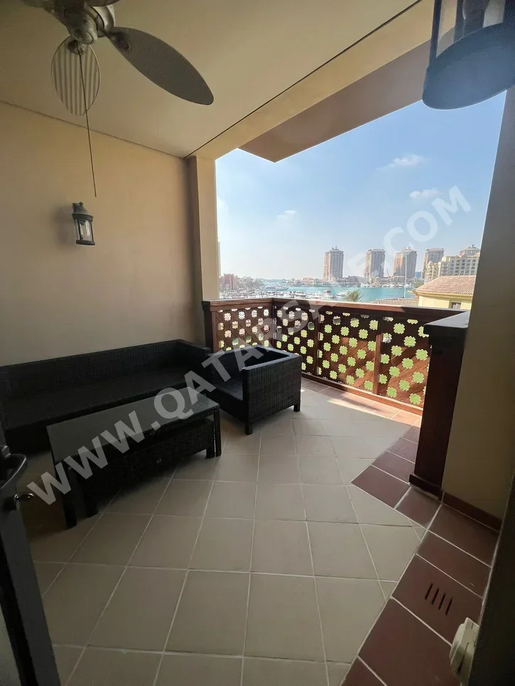 2 Bedrooms  Apartment  in Doha -  The Pearl  Fully Furnished