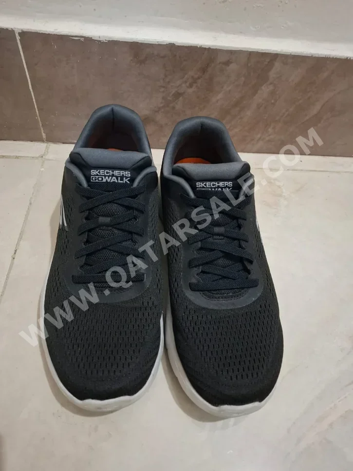 Shoes Skechers  Foam  Black Size 44  Men