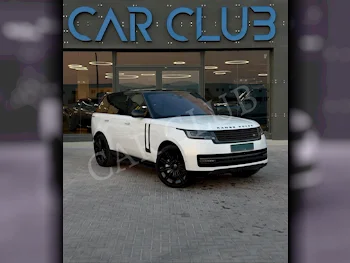 Land Rover  Range Rover  HSE  2023  Automatic  11,000 Km  8 Cylinder  Four Wheel Drive (4WD)  SUV  White  With Warranty