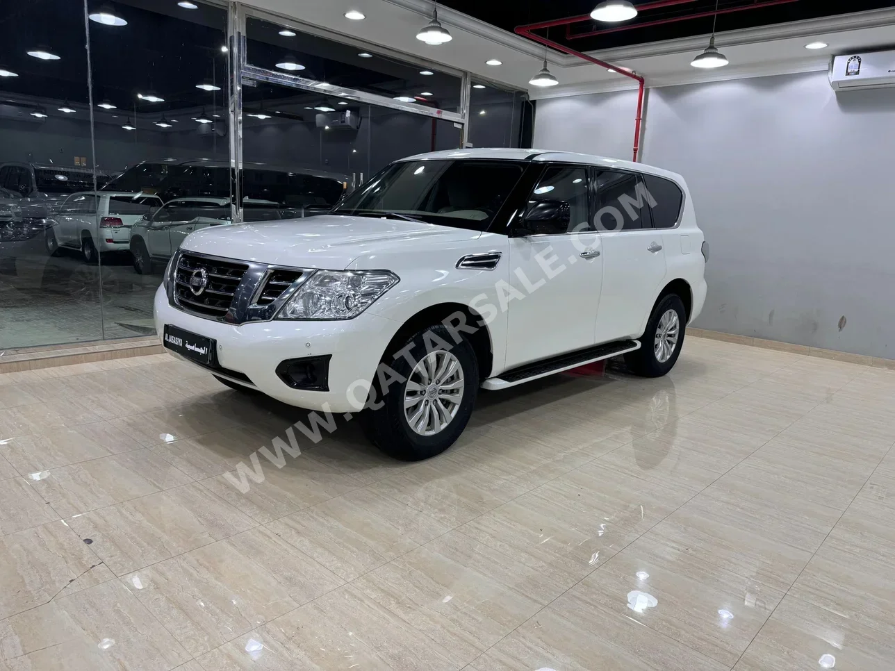 Nissan  Patrol  2019  Automatic  118,000 Km  6 Cylinder  Four Wheel Drive (4WD)  SUV  White