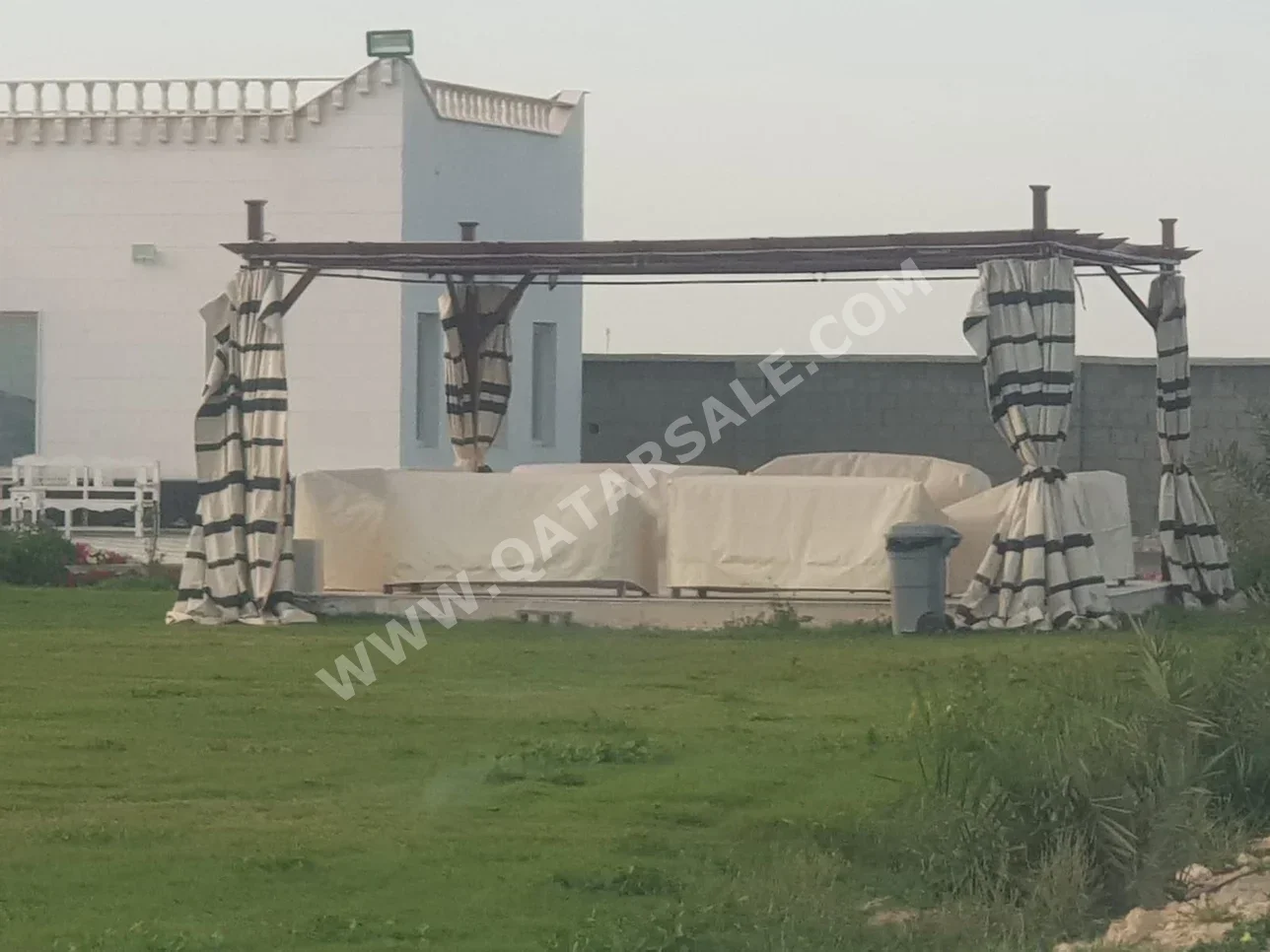 مزارع و منتجعات غير مفروشة  أم صلال  المزروعه  5 غرف نوم