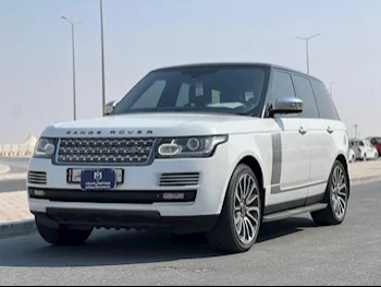 Land Rover  Range Rover  Vogue SE  2014  Automatic  215,000 Km  8 Cylinder  Four Wheel Drive (4WD)  SUV  White