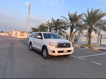 Toyota  Sequoia  2013  Automatic  339,000 Km  8 Cylinder  Four Wheel Drive (4WD)  SUV  White