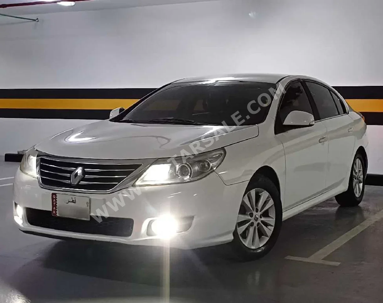 Renault  Safrane  2012  Automatic  180,000 Km  4 Cylinder  Sedan  White