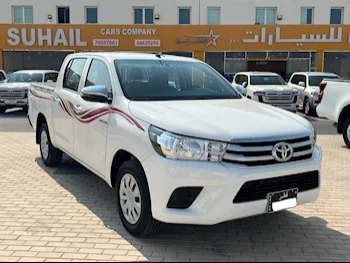 Toyota  Hilux  2021  Manual  113,000 Km  4 Cylinder  Four Wheel Drive (4WD)  Pick Up  White