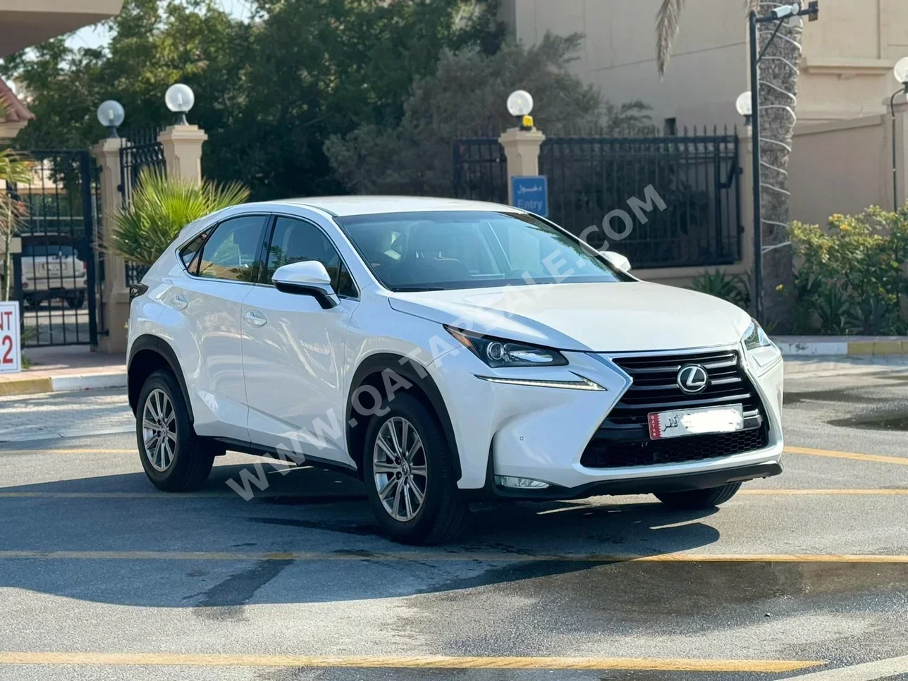 Lexus  NX  200 T  2017  Automatic  100,000 Km  4 Cylinder  Four Wheel Drive (4WD)  SUV  White