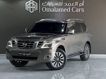 Nissan  Patrol  Platinum  2014  Automatic  204,000 Km  8 Cylinder  Four Wheel Drive (4WD)  SUV  Gray