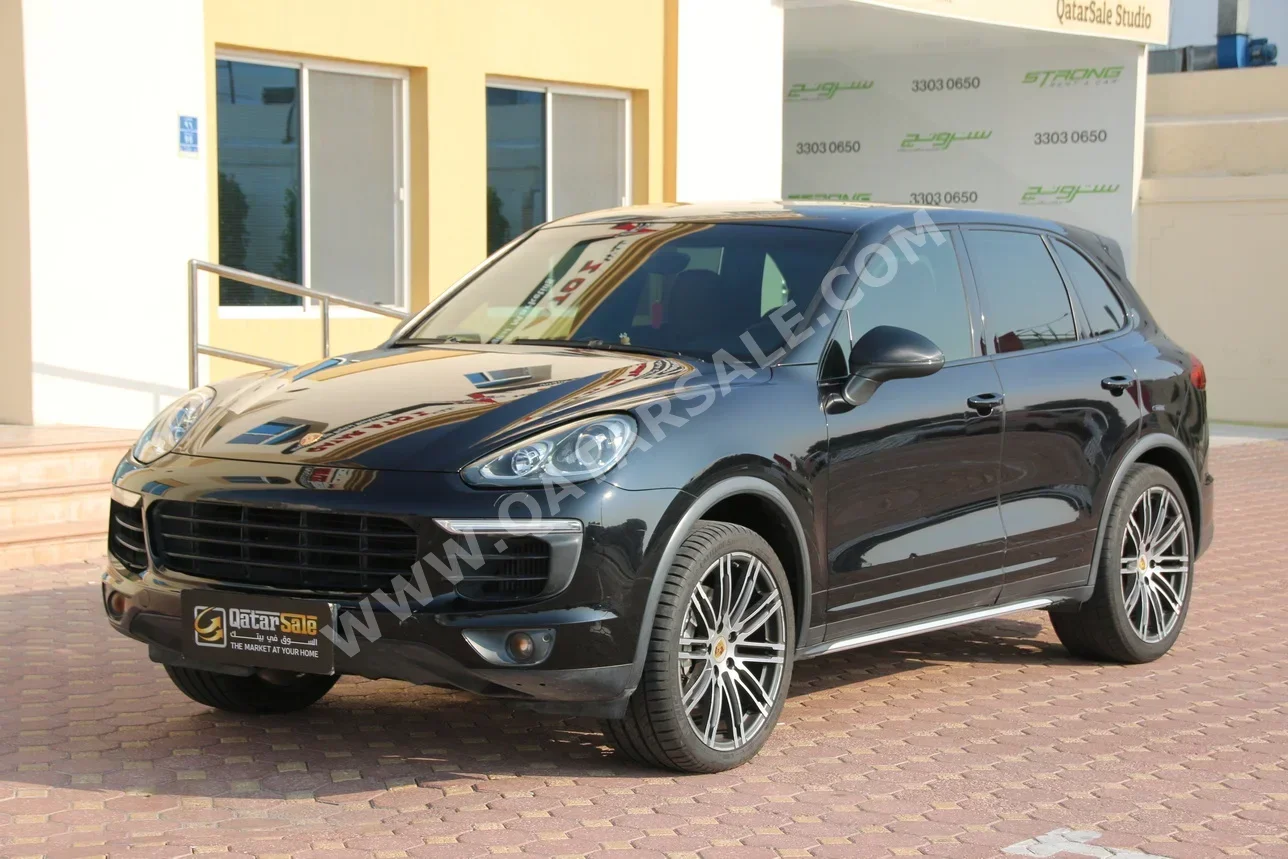 Porsche  Cayenne  S  2015  Automatic  138,000 Km  8 Cylinder  Four Wheel Drive (4WD)  SUV  Black  With Warranty