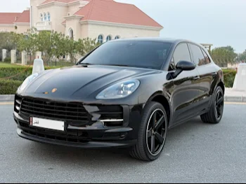 Porsche  Macan  2021  Automatic  72,000 Km  4 Cylinder  Four Wheel Drive (4WD)  SUV  Black