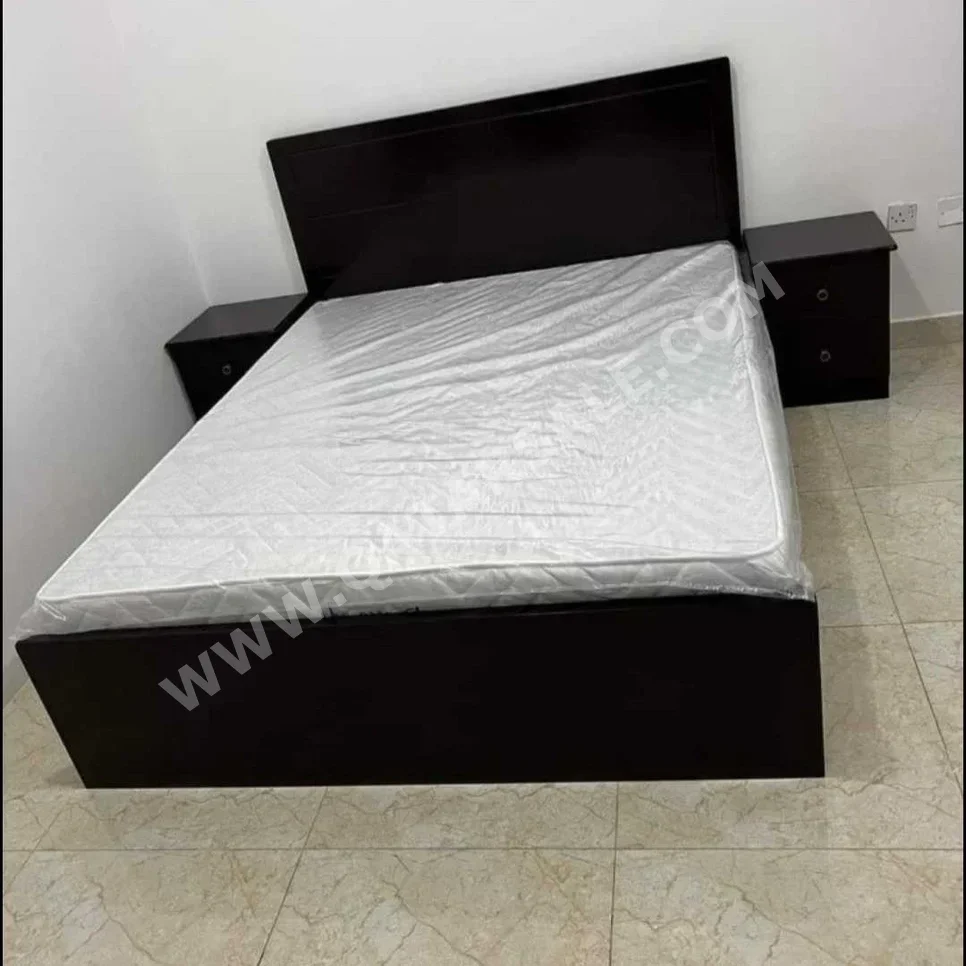 Beds - King  - Brown  - Mattress Included  - With Bedside Table