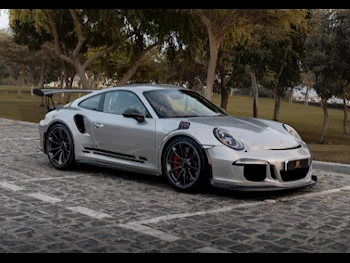 Porsche  911  GT3 RS  2016  Automatic  17,000 Km  6 Cylinder  Rear Wheel Drive (RWD)  Coupe / Sport  Silver