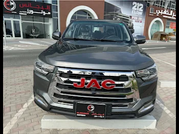 JAC Motors  T8  2022  Manual  0 Km  4 Cylinder  Rear Wheel Drive (RWD)  Pick Up  Dark Gray  With Warranty