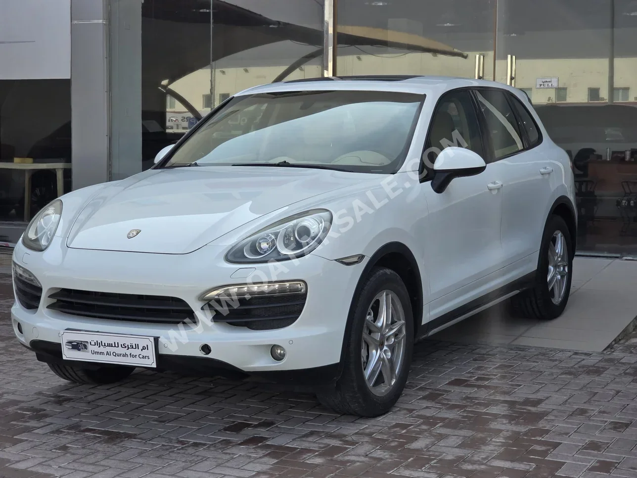 Porsche  Cayenne  S  2014  Automatic  107,000 Km  8 Cylinder  Four Wheel Drive (4WD)  SUV  White