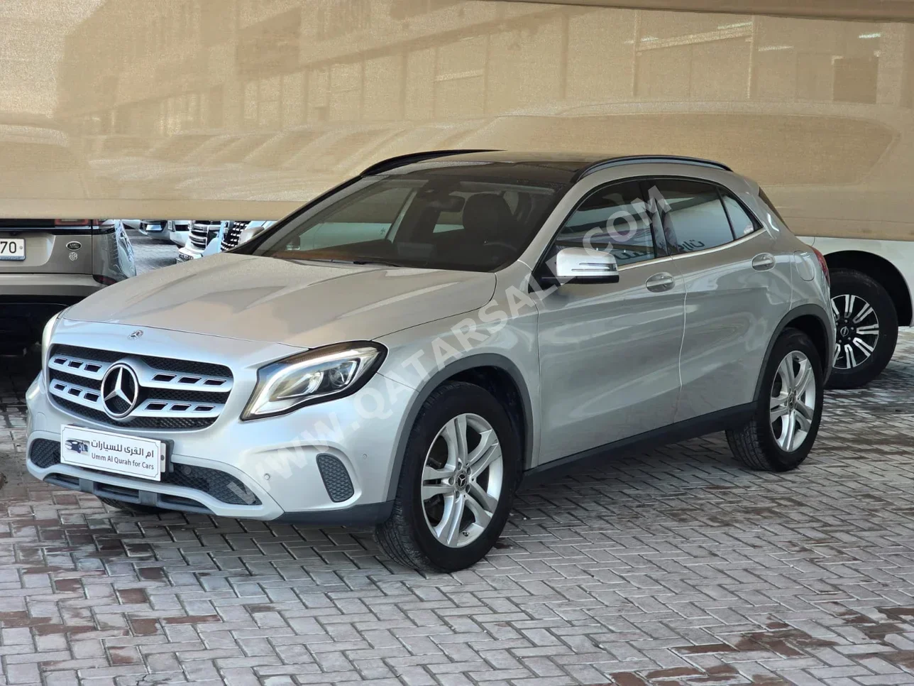 Mercedes-Benz  GLA  250  2018  Automatic  80,000 Km  4 Cylinder  Four Wheel Drive (4WD)  SUV  Silver