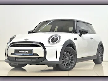 Mini  Cooper  Coupe  2023  Automatic  22,400 Km  3 Cylinder  Front Wheel Drive (FWD)  Sedan  White  With Warranty