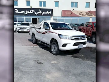 Toyota  Hilux  2022  Manual  34,000 Km  4 Cylinder  Four Wheel Drive (4WD)  Pick Up  White