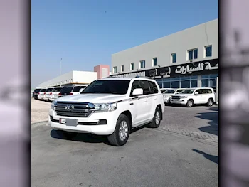 Toyota  Land Cruiser  GXR  2021  Automatic  54,000 Km  6 Cylinder  Four Wheel Drive (4WD)  SUV  White