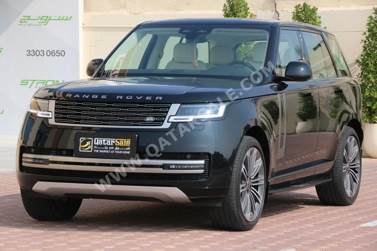 Land Rover  Range Rover  Vogue SE  2023  Automatic  34,000 Km  6 Cylinder  Four Wheel Drive (4WD)  SUV  Black  With Warranty