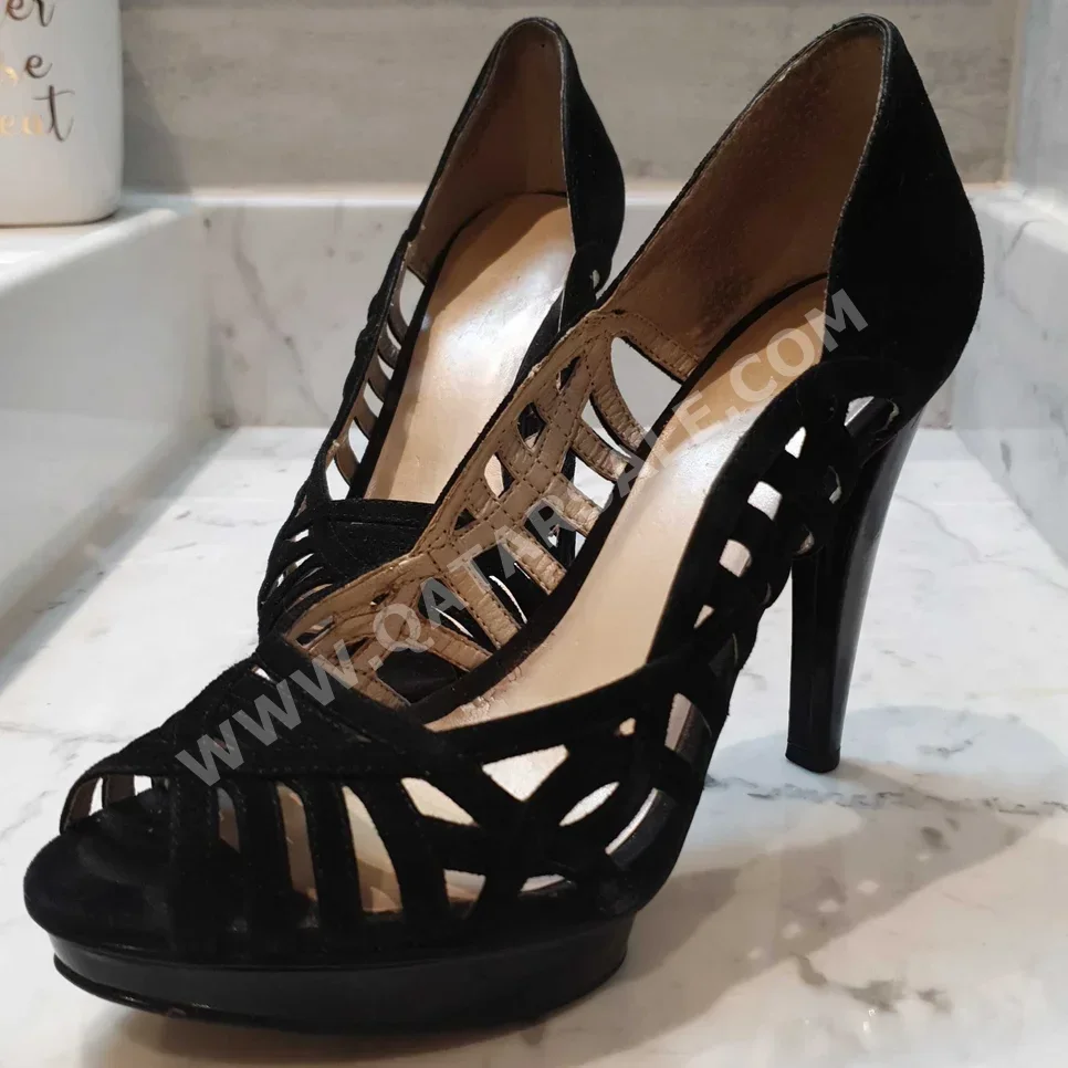 Shoes Black Size 37  USA  Women