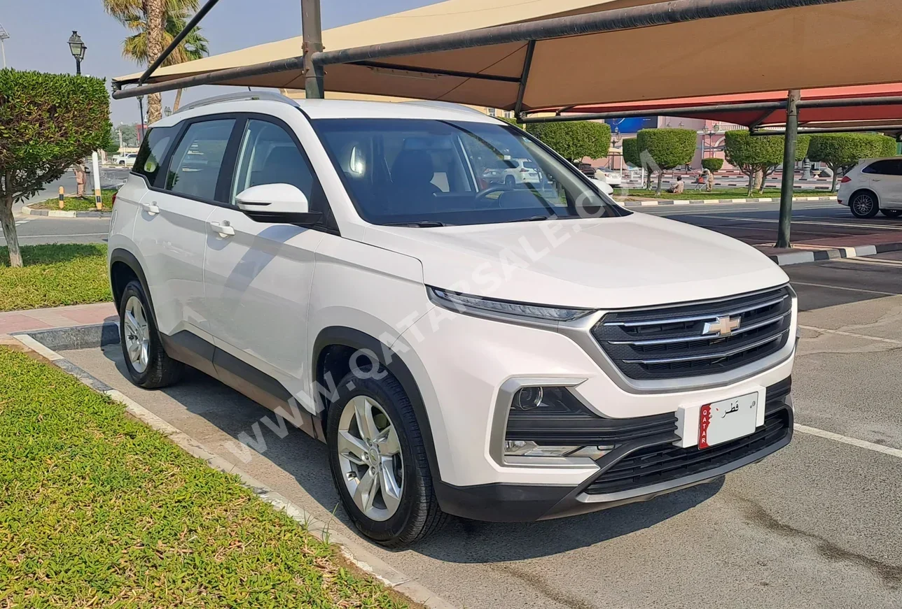 Chevrolet  Captiva  LS  2021  Automatic  34,000 Km  4 Cylinder  Front Wheel Drive (FWD)  SUV  White  With Warranty