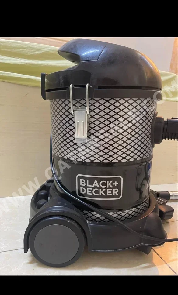 Black + Decker  Gray /  Canister Vacuum