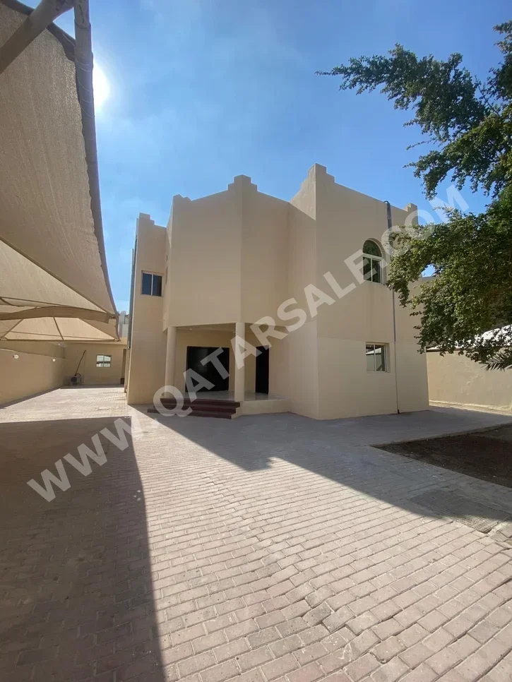 Family Residential  - Not Furnished  - Al Rayyan  - Al Gharrafa  - 9 Bedrooms