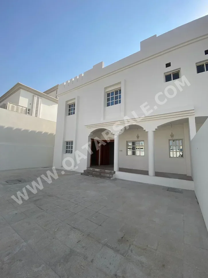 Family Residential  - Not Furnished  - Umm Salal  - Al Kharaitiyat  - 6 Bedrooms