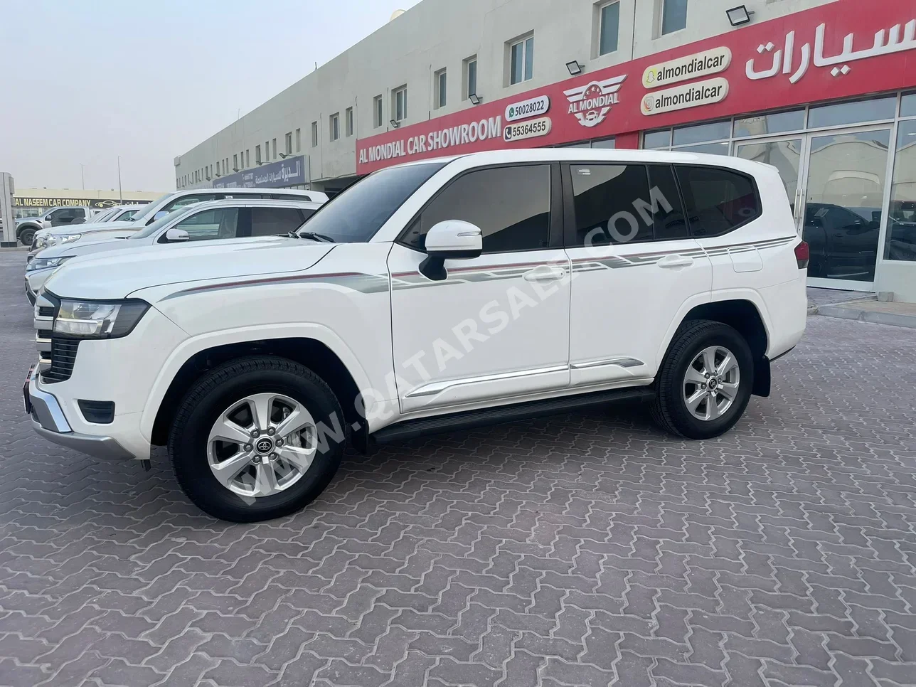 Toyota  Land Cruiser  GXR  2023  Automatic  100,000 Km  6 Cylinder  Four Wheel Drive (4WD)  SUV  White